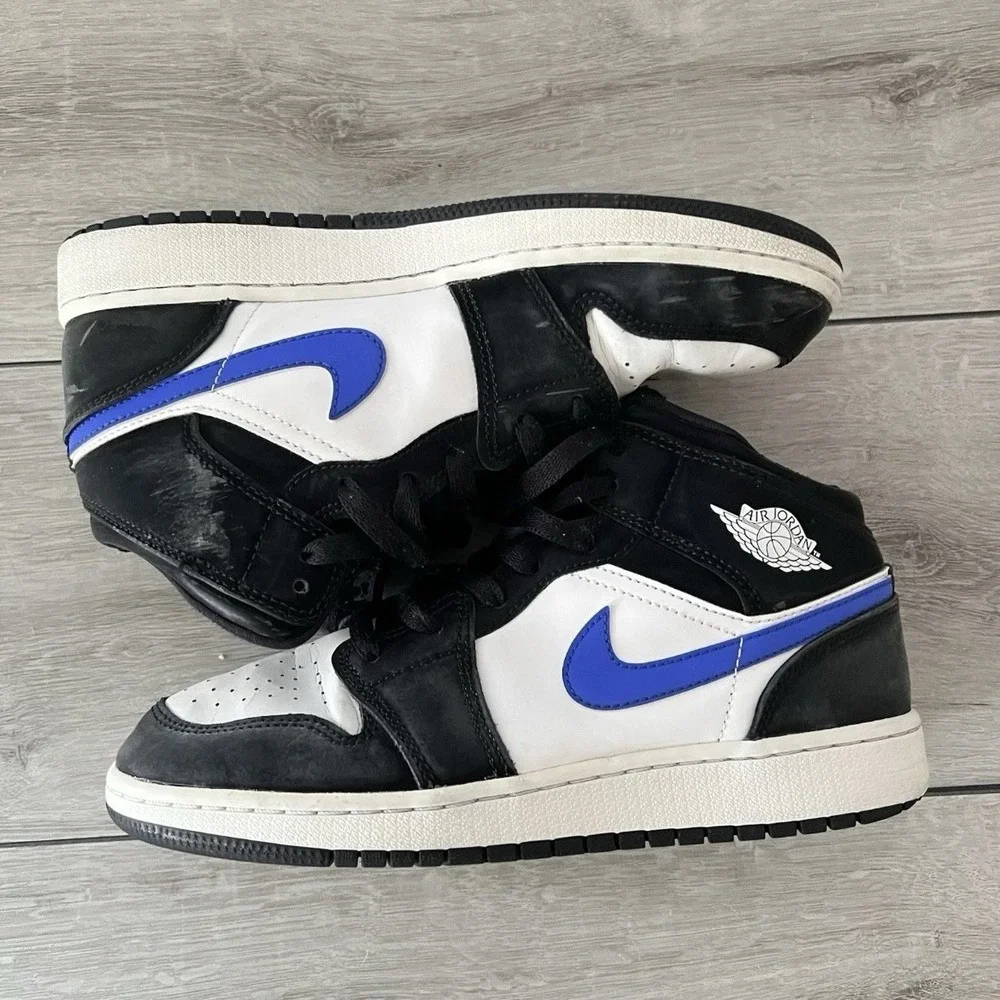 Nike Air Jordan 1 Mid GS White Blue Black Sneakers Size 7Y 554725-084